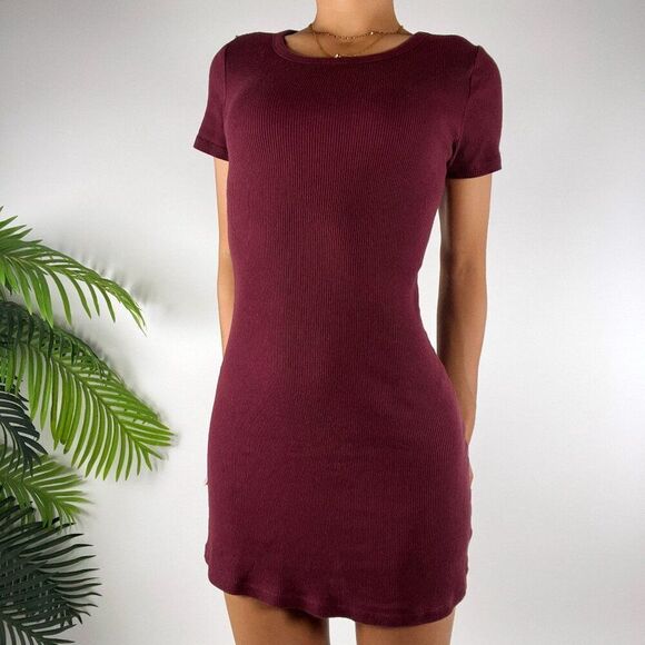 Brandy Melville Maroon Short Sleeve Ribbed Bodycon Mini T-Shirt Dress / OS - Picture 3 of 6